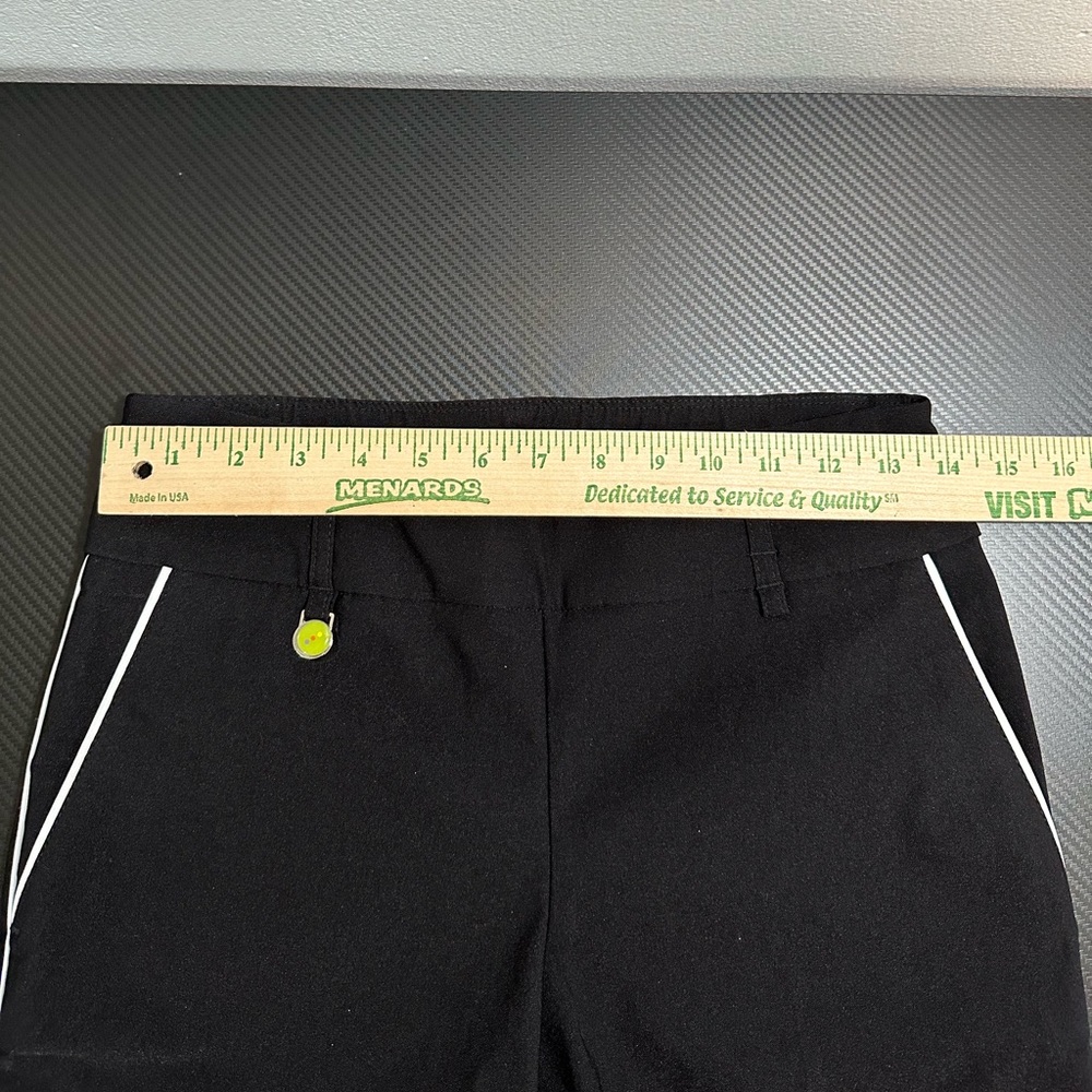 Swing Control Pull on Golf Shorts Womens Size 4 Black High Rise - Picture 7 of 10